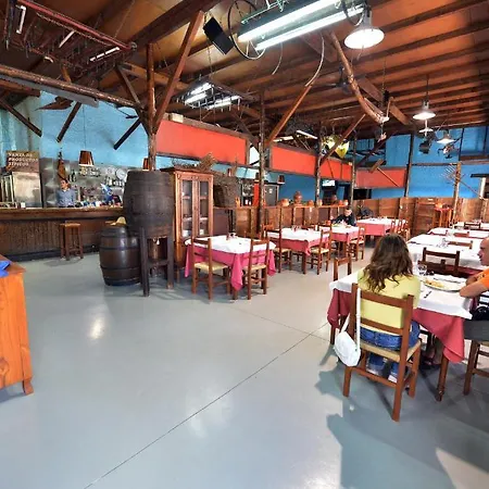 Hotel & Restaurante Azor *
